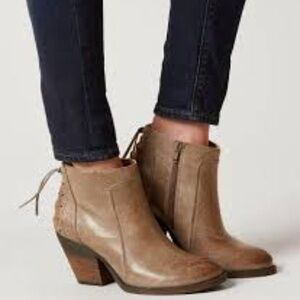 NEW* Now or Never "Glenwood"  Ankle Boots‎